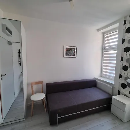 Stawowa 5 アパートホテル